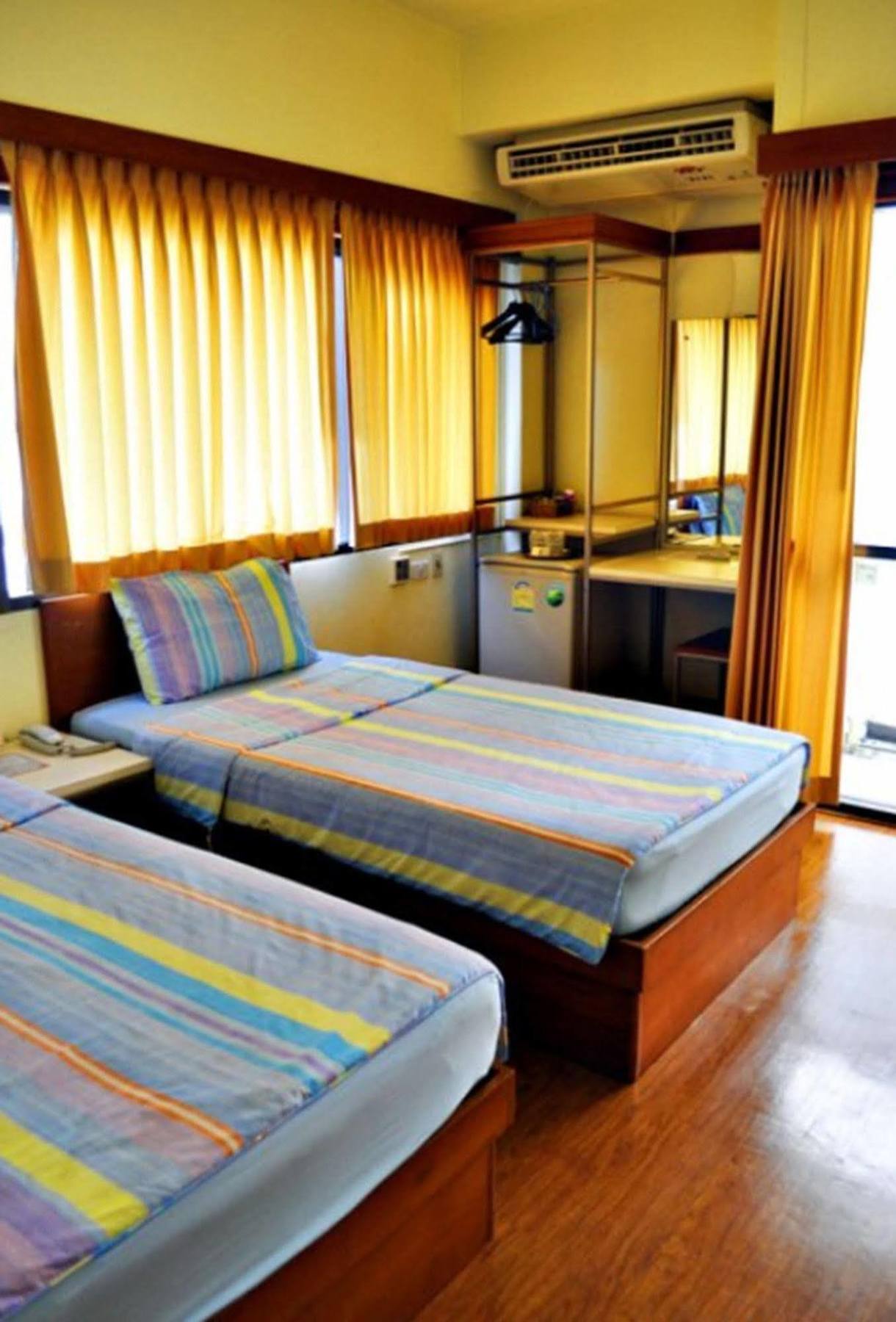 Mad Monkey Hostel Μπανγκόκ Εξωτερικό φωτογραφία